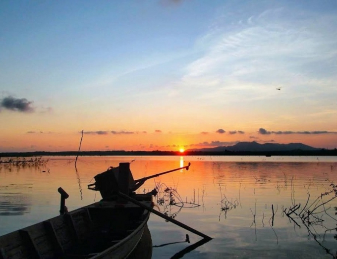 Khám phá Hồ Đá Bàng - địa điểm du lịch có nét đẹp hoang sơ và đầy thú vị