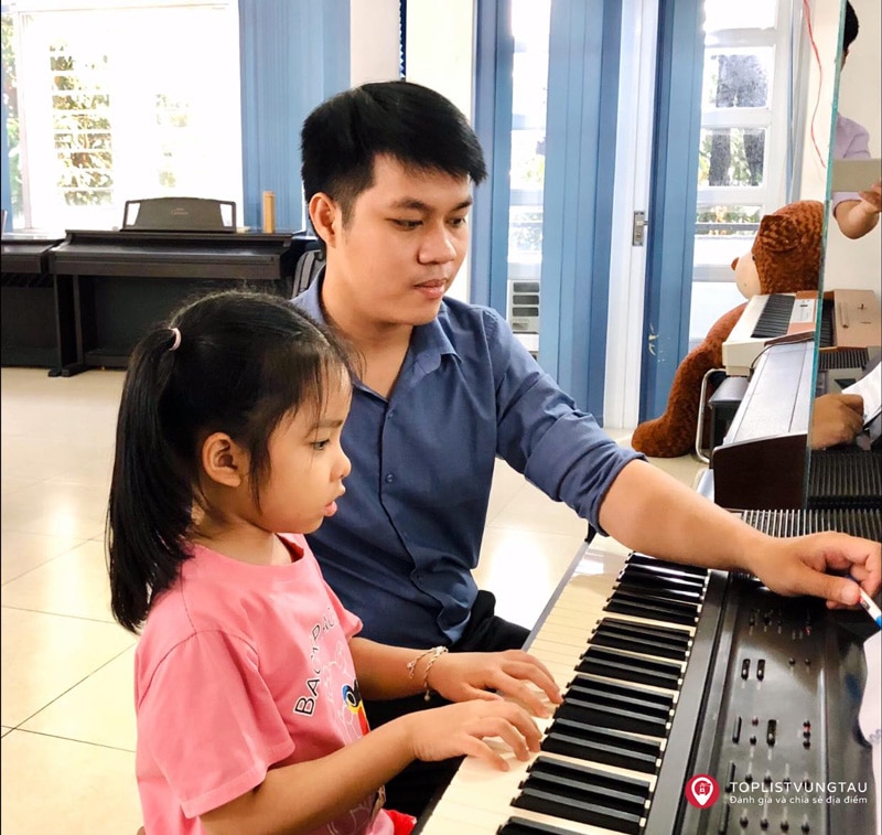 Trung tâm dạy Piano MUSIC & COLOR tại Vũng Tàu
